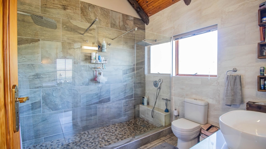 5 Bedroom Property for Sale in Long Acres Country Estate Western Cape